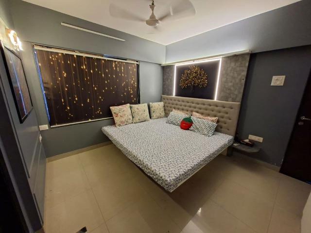 Resale | 2 BHK 860 Sq.Ft. Apartment in Aster CHS Kandivali