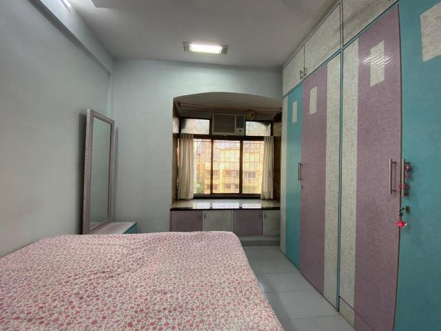 Resale | 2 BHK 860 Sq.Ft. Apartment in Gundecha Valley of Flowers