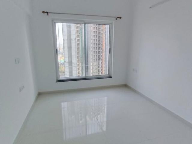 Resale | 2 BHK 860 Sq.Ft. Apartment in Runwal The Central Park