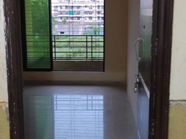 Resale | 2 BHK 875 Sq.Ft. Apartment in Thanekar City