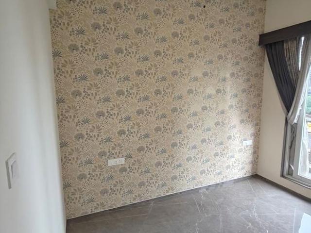 Resale | 2 BHK 875 Sq.Ft. Apartment in Paradise Sai World Empire