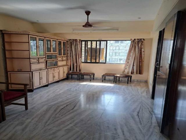 Resale | 2 BHK 870 Sq.Ft. Apartment in Prabhadevi