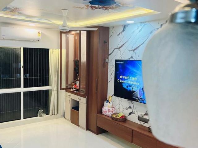 Resale | 2 BHK 884 Sq.Ft. Apartment in Chembur