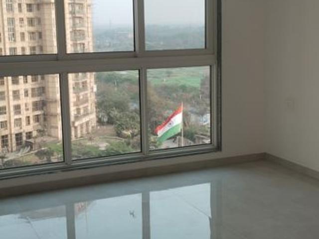 Resale | 2 BHK 885 Sq.Ft. Apartment in Neelam Senroofs