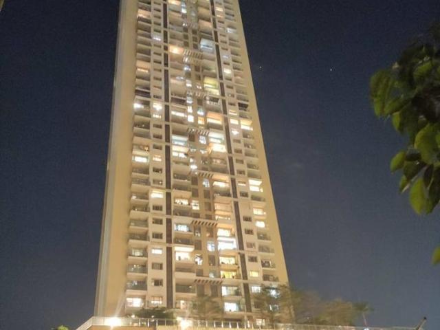 Resale | 2 BHK + 887 Sq.Ft. Apartment in Lodha Primero