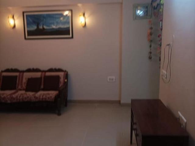 Resale | 2 BHK 881 Sq.Ft. Apartment in Gaurs Cascades