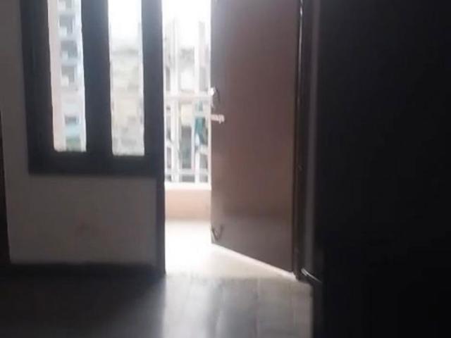 Resale | 2 BHK 894 Sq.Ft. Apartment in Techman Moti Residency