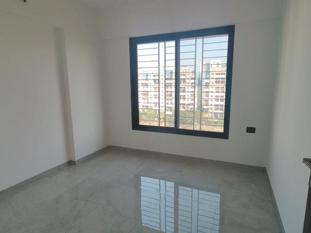 Resale | 2 BHK 895 Sq.Ft. Apartment in Mantra Mirari