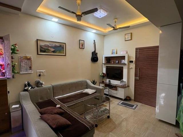 Resale | 2 BHK 895 Sq.Ft. Apartment in Poonam Complex
