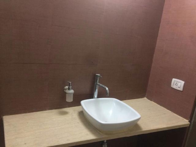 Resale | 2 BHK 895 Sq.Ft. Apartment in Sethi Max Royal