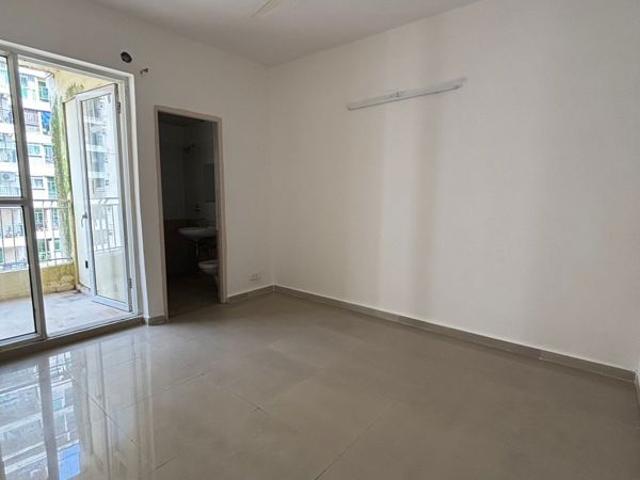Resale | 2 BHK 895 Sq.Ft. Apartment in Supertech Ecociti