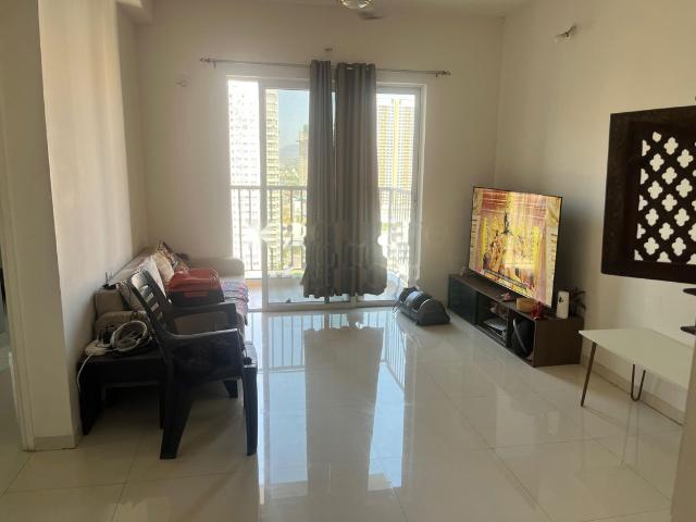 Resale | 2 BHK 897 Sq.Ft. Apartment in Godrej Hillside