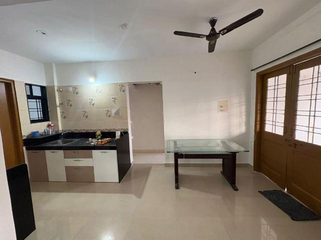 Resale | 2 BHK 898 Sq.Ft. Apartment in Shaligram Pavillia
