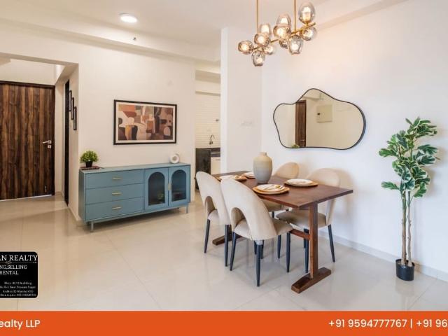 Resale | 2 BHK 890 Sq.Ft. Apartment in Mahindra Alcove