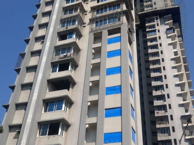 Resale | 2 BHK + 890 Sq.Ft. Apartment in Mumbai Central Suburbs