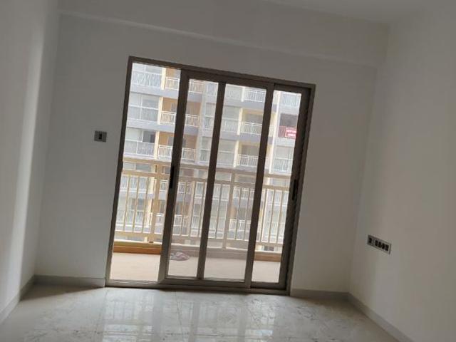 Resale | 2 BHK 905 Sq.Ft. Apartment in Wadgaon Sheri