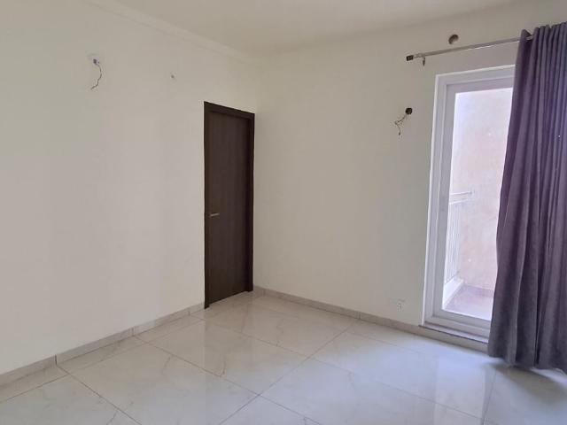 Resale | 2 BHK 905 Sq.Ft. Apartment in Rishita Manhattan