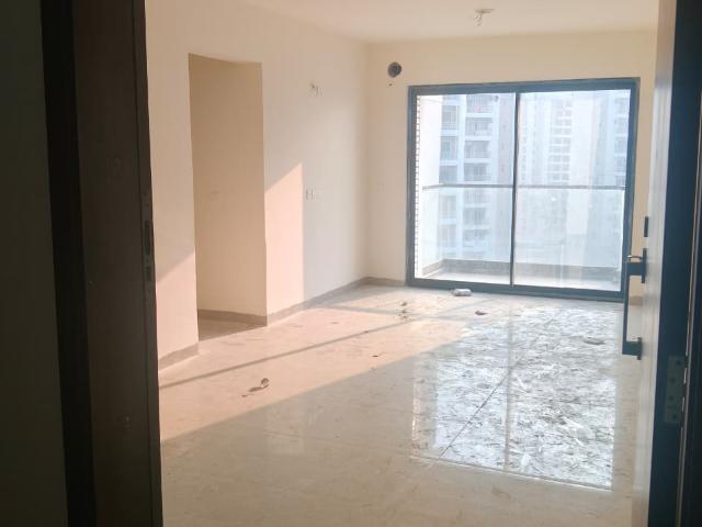 Resale | 2 BHK 905 Sq.Ft. Apartment in Rishita Manhattan