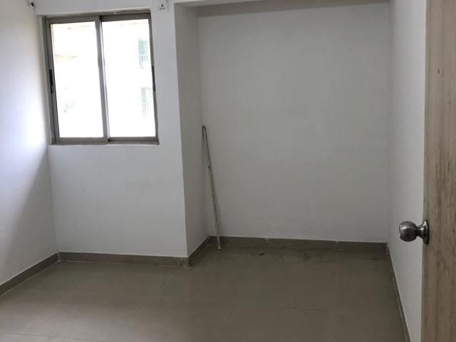 Resale | 2 BHK 909 Sq.Ft. Apartment in Lodha Casa Rio Gold