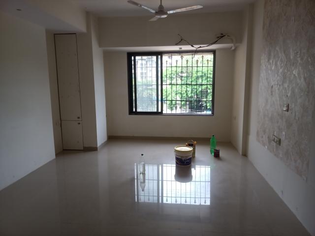 Resale | 2 BHK 900 Sq.Ft. Apartment in Vartak Nagar