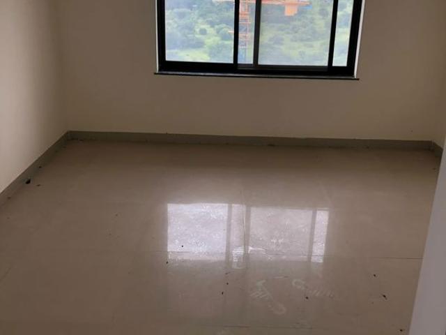 Resale | 2 BHK 900 Sq.Ft. Apartment in Vascon Citron Phase 2