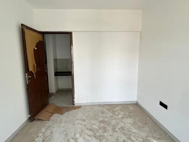 Resale | 2 BHK 900 Sq.Ft. Apartment in Baner