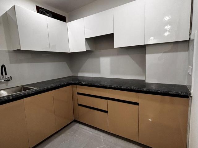 Resale | 2 BHK 900 Sq.Ft. Apartment in Chhatapur