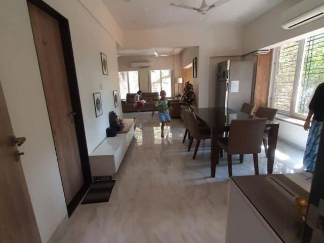 Resale | 2 BHK + 900 Sq.Ft. Apartment in Happy Home Pranav Residency