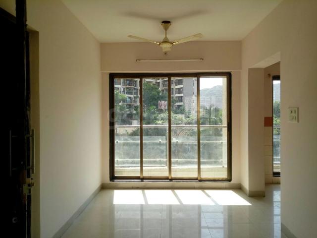 Resale | 2 BHK 900 Sq.Ft. Apartment in Haware Splendor