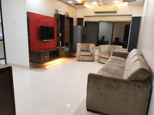 Resale | 2 BHK + 900 Sq.Ft. Apartment in Kalpataru Karma kshetra