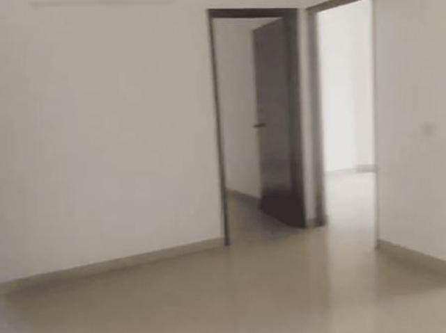 Resale | 2 BHK 900 Sq.Ft. Apartment in Mahagun Mahagunpuram II