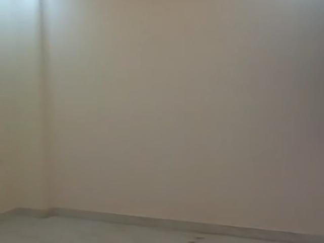 Resale | 2 BHK 900 Sq.Ft. Apartment in Mahagun Mahagunpuram II