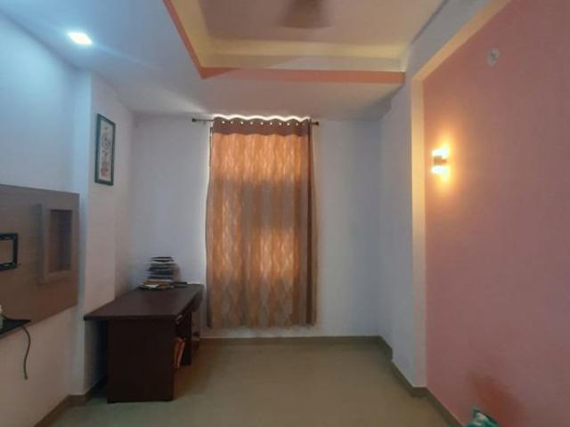 Resale | 2 BHK 900 Sq.Ft. Apartment in Nirman Nagar