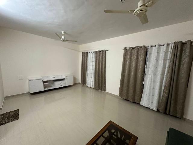 Resale | 2 BHK 900 Sq.Ft. Apartment in Pimple Nilakh