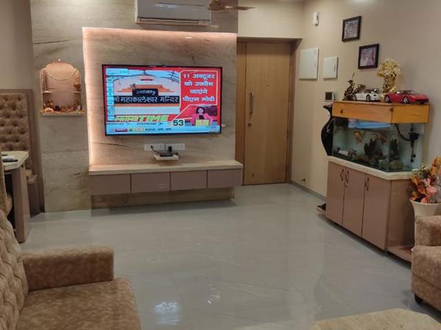 Resale | 2 BHK 900 Sq.Ft. Apartment in Raj Infinia
