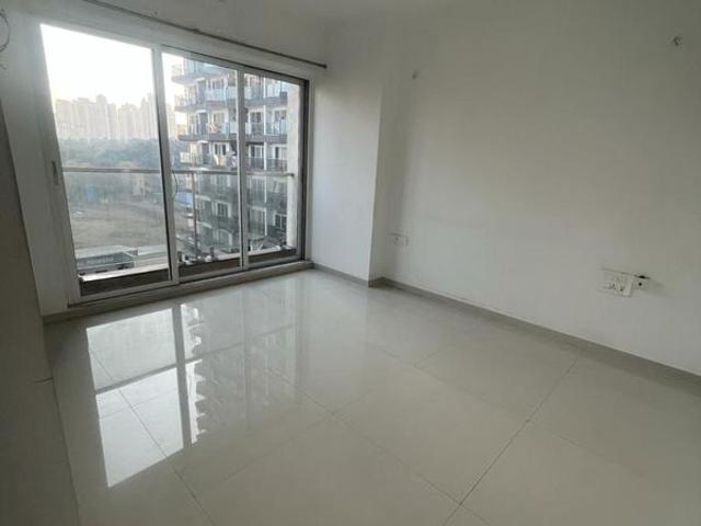 Resale | 2 BHK 900 Sq.Ft. Apartment in Soham Crystal Spires