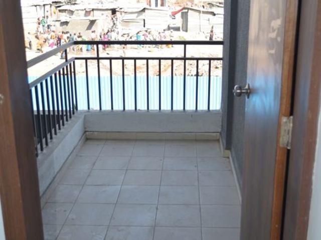 Resale | 2 BHK 900 Sq.Ft. Apartment in Suyog Nisarg