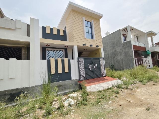 Resale | 2 BHK 900 Sq.Ft. Independent House in Raebareli Road
