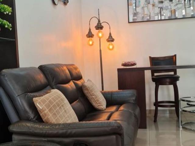 Resale | 2 BHK 901 Sq.Ft. Apartment in Kolte Patil Life Republic