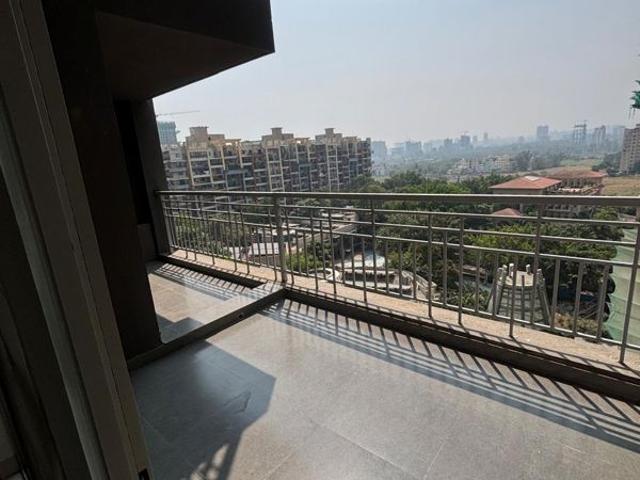 Resale | 2 BHK + 924 Sq.Ft. Apartment in Brahma F Residences