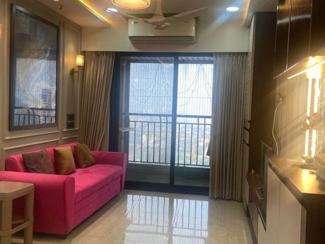 Resale | 2 BHK 925 Sq.Ft. Apartment in Golden City Complex