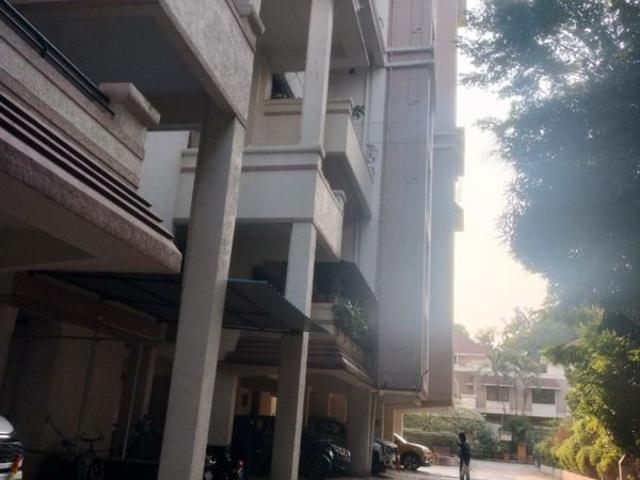 Resale | 2 BHK 920 Sq.Ft. Apartment in Celestia Apartment
