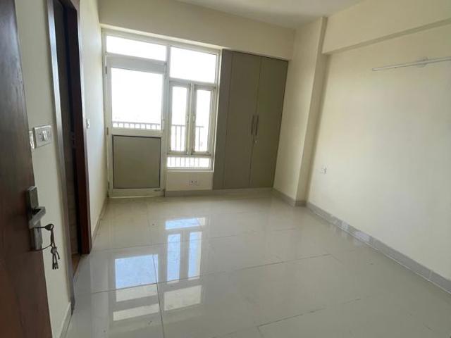 Resale | 2 BHK 920 Sq.Ft. Apartment in SG Impression Plus