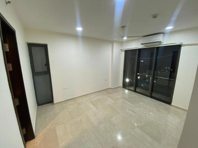 Resale | 2 BHK + 955 Sq.Ft. Apartment in New Cuffe Parade