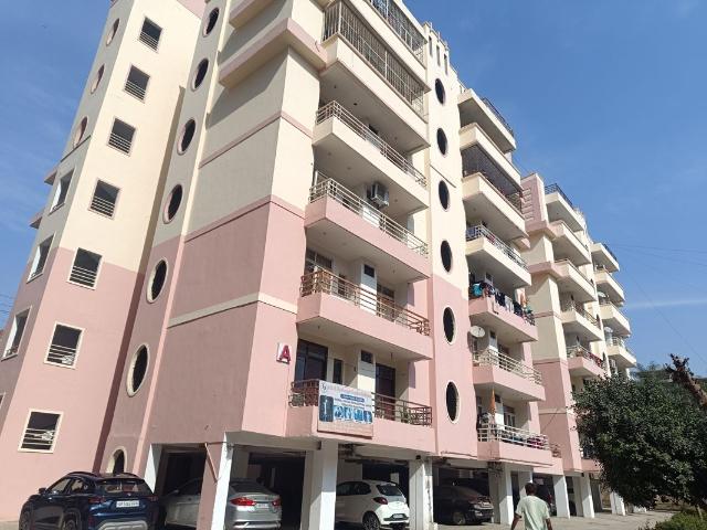 Resale | 2 BHK 955 Sq.Ft. Apartment in Raj Nagar Extension