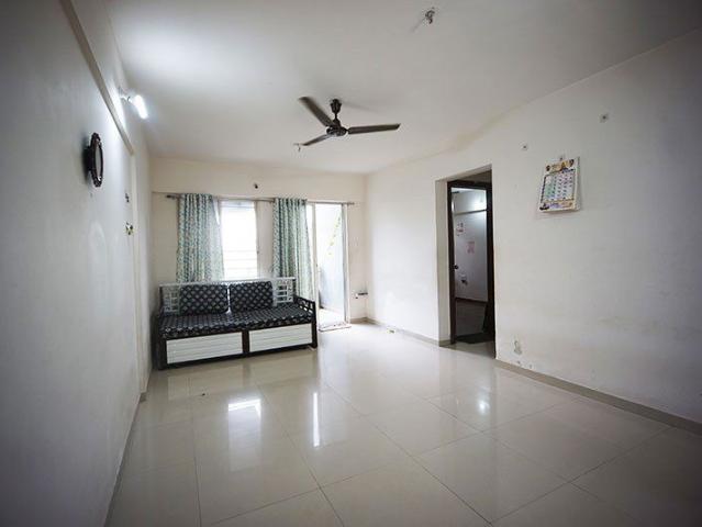 Resale | 2 BHK 958 Sq.Ft. Apartment in Charholi Budruk