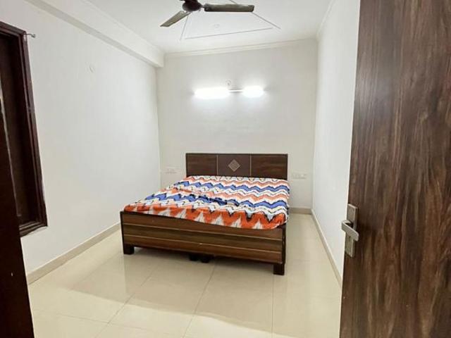 Resale | 2 BHK + 950 Sq.Ft. Apartment in Vishwakarma Colony