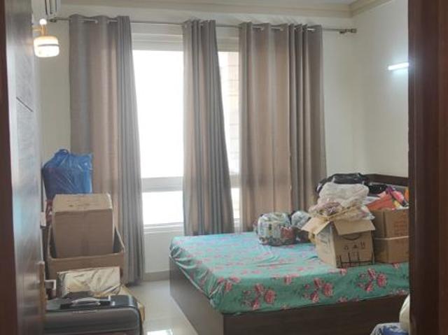 Resale | 2 BHK 950 Sq.Ft. Apartment in Gardenia Glory