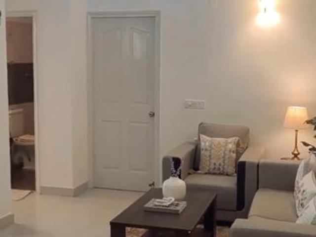 Resale | 2 BHK 950 Sq.Ft. Apartment in Gulmohur Garden