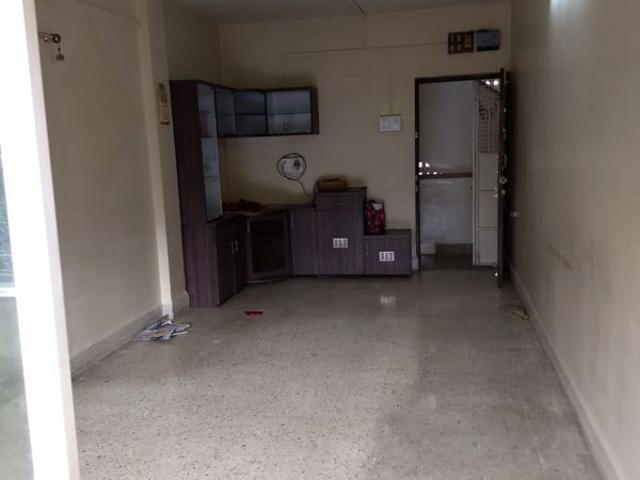 Resale | 2 BHK 950 Sq.Ft. Apartment in Guru Ganesh Nagar Society